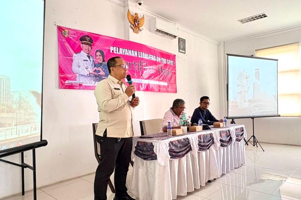 Diskopum Jember Gelar Layanan Legalitas On The Spot untuk Permudah UMKM Urus Sertifikasi Usaha