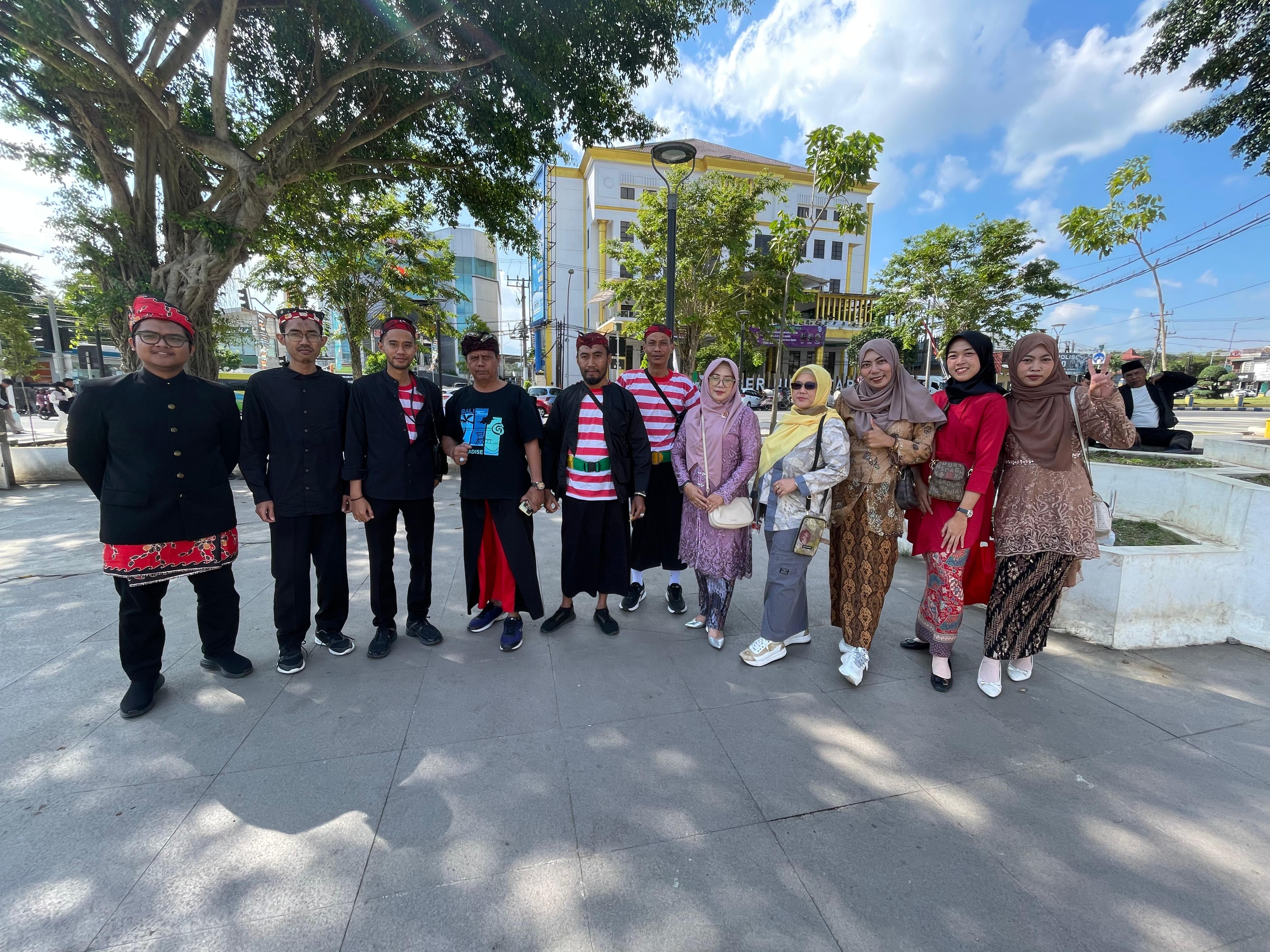Dinas Koperasi dan Usaha Mikro Kabupaten Jember Hadiri Apel Kebangsaan Cinta Pluralisme di Alun-Alun Jember