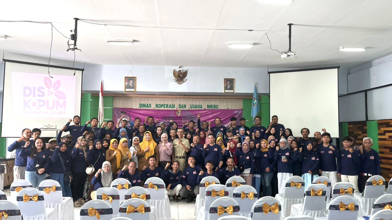 Tingkatkan Kualitas PKL Kuliner, Diskopum Jember Gelar Pelatihan Pelayanan dan Keamanan Pangan