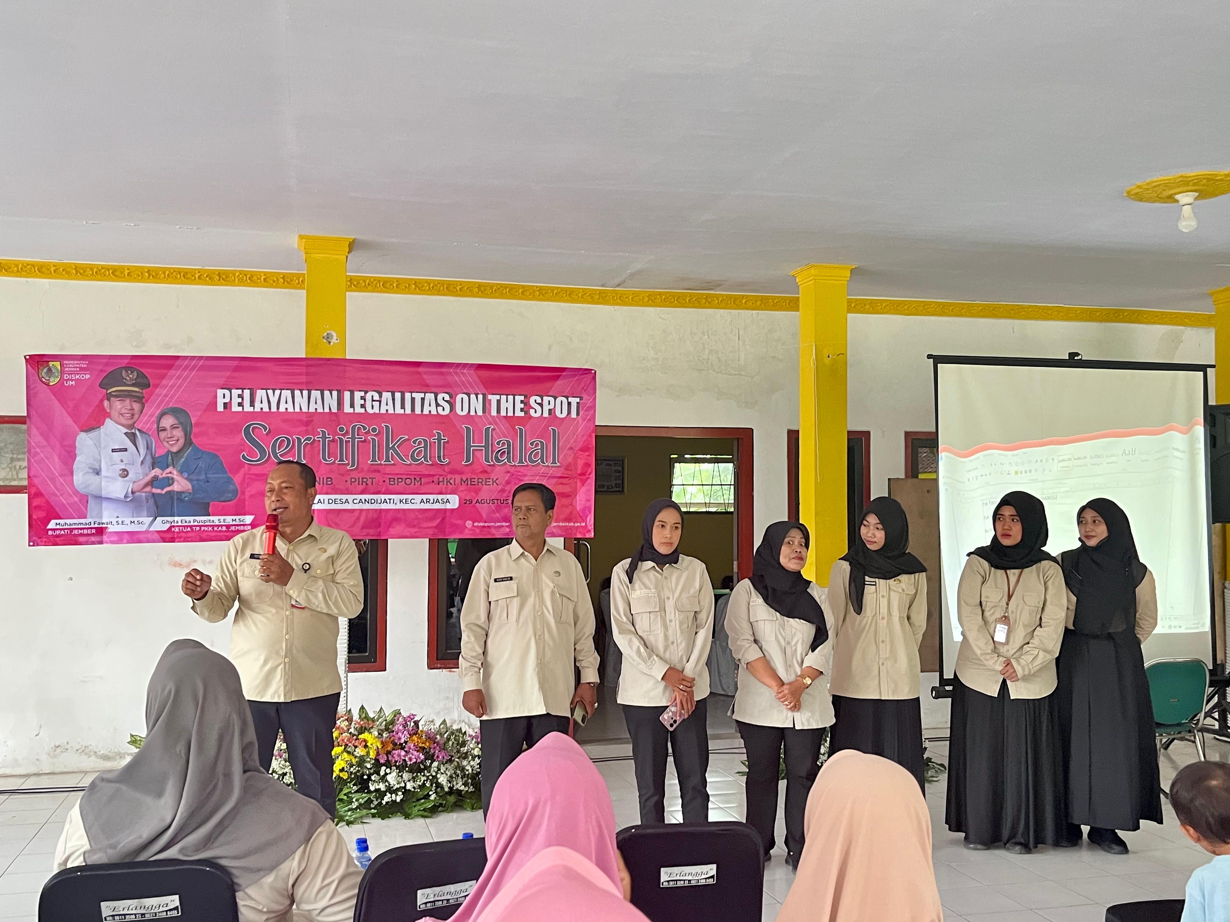 Bunga Desaku ke-4: Dinas Koperasi dan Usaha Mikro Kabupaten Jember Hadirkan Pelayanan Legalitas On The Spot di Desa Candijati, Arjasa