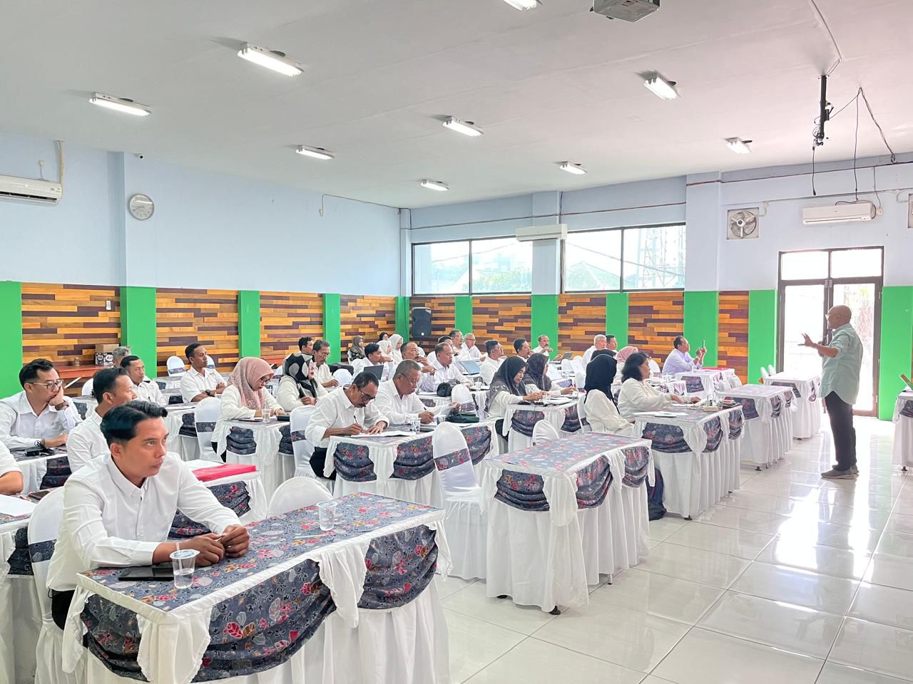 Dinas Koperasi dan Usaha Mikro Kabupaten Jember Gelar Diklat SKKNI Skema Pengurus Koperasi Tahun 2025