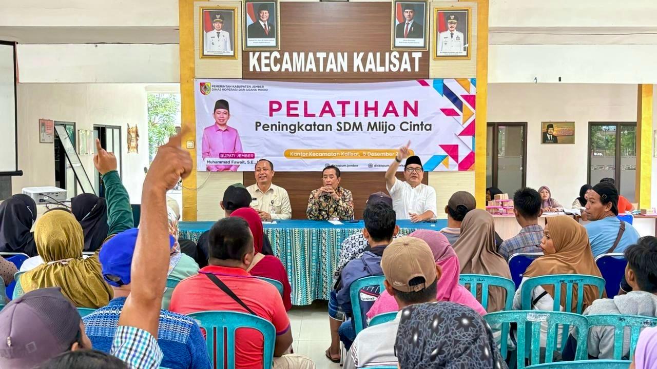 Pelatihan SDM Mlijo Cinta Hadir di Kecamatan Kalisat, Perkuat Kapasitas Pedagang dalam Mengelola Usaha