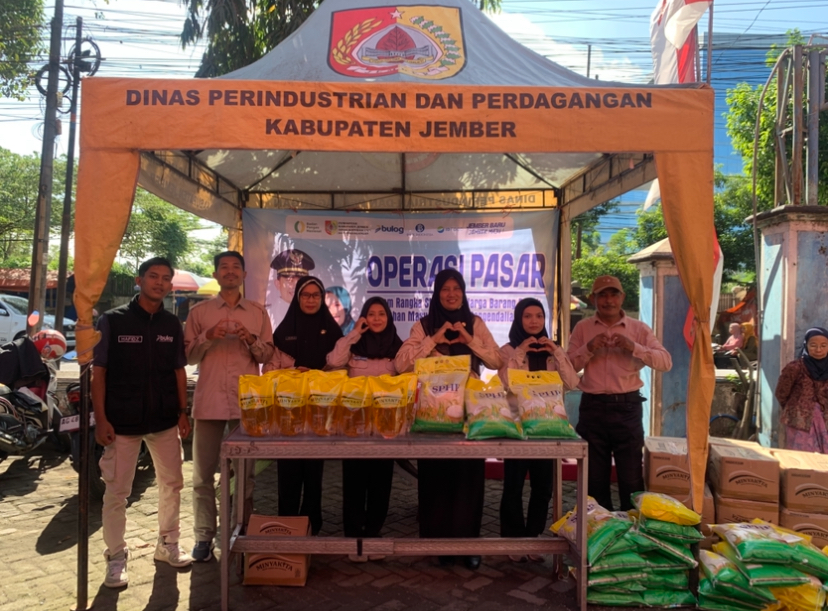 Siasat Jember Tekan Inflasi, Operasi Pasar Tegal Besar Diserbu Warga Jelang Lebaran