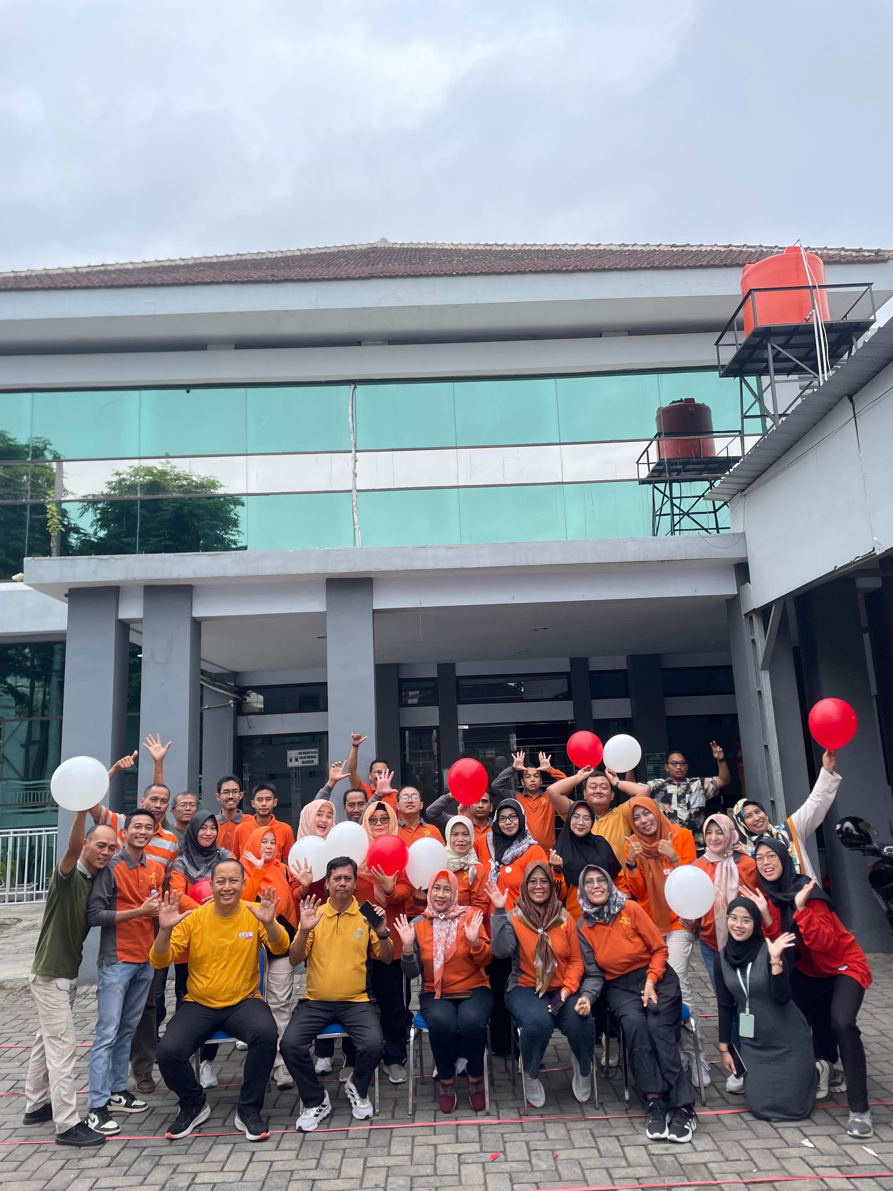 Meriahkan Bulan Kemerdekaan, Diskopum Jember Gelar Lomba Agustusan Penuh Semangat dan Kekompakan