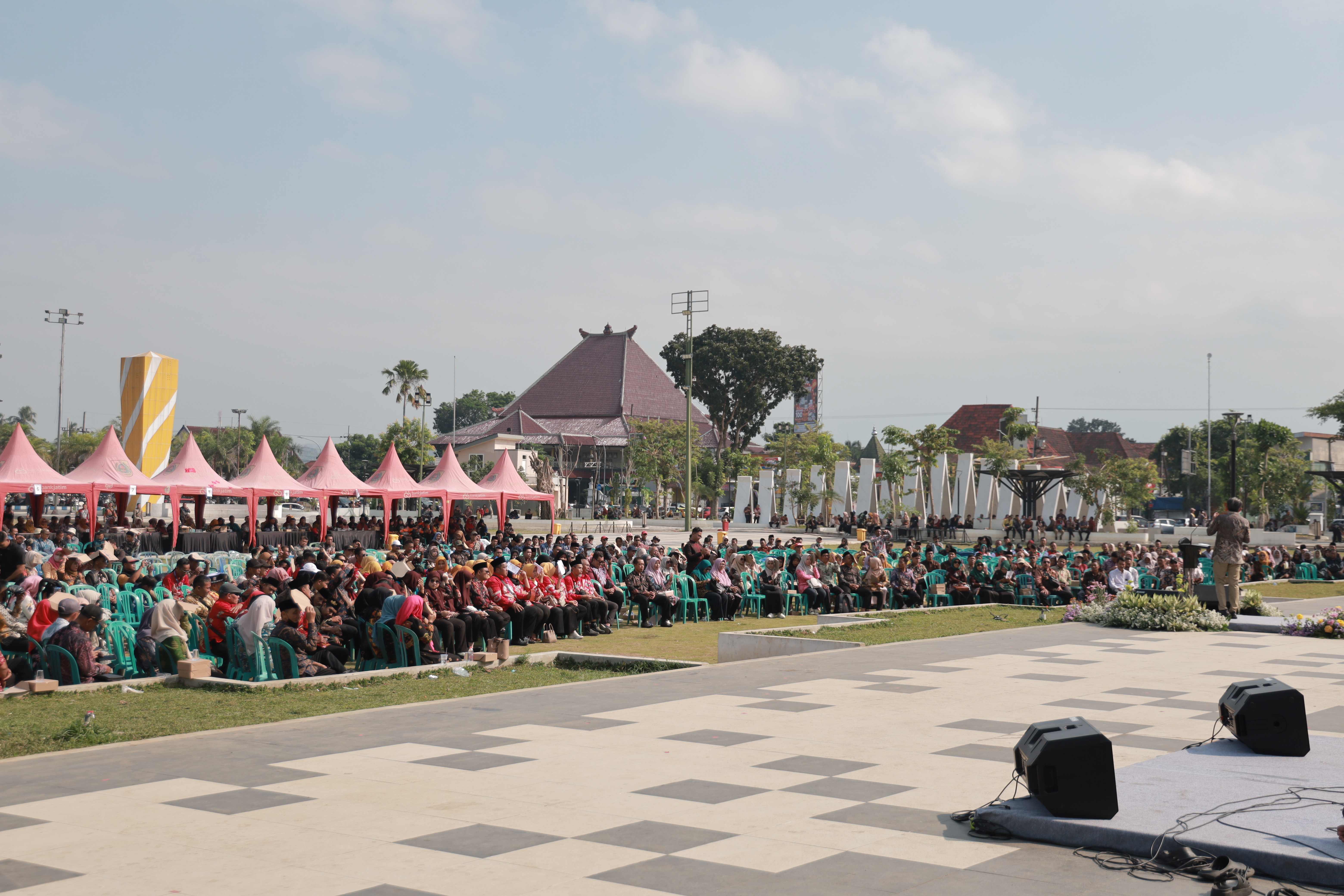 Peringatan Hari Koperasi Nasional ke 78 di Alun-Alun Kabupaten Jember