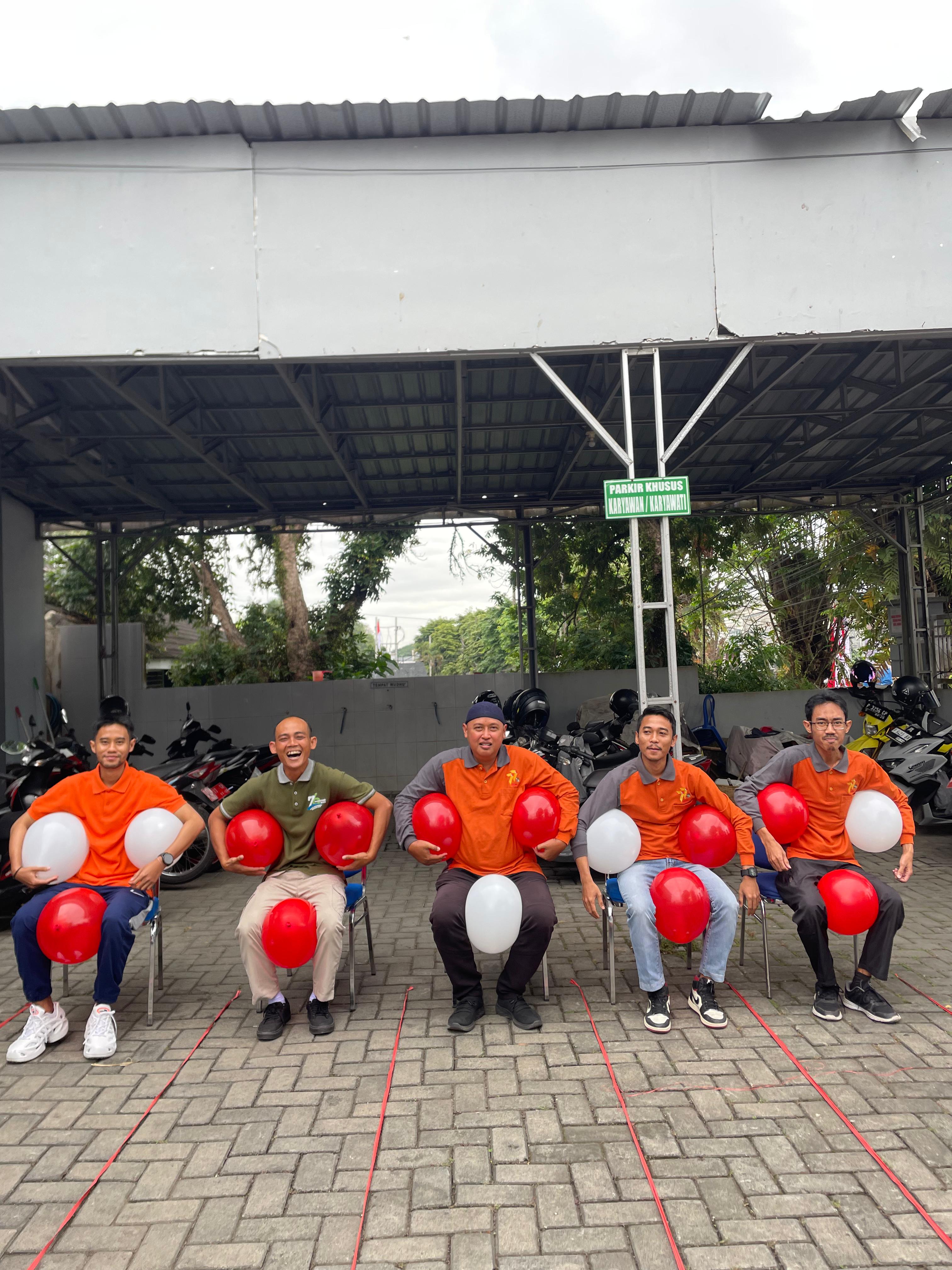 Meriahkan Bulan Kemerdekaan, Diskopum Jember Gelar Lomba Agustusan Penuh Semangat dan Kekompakan