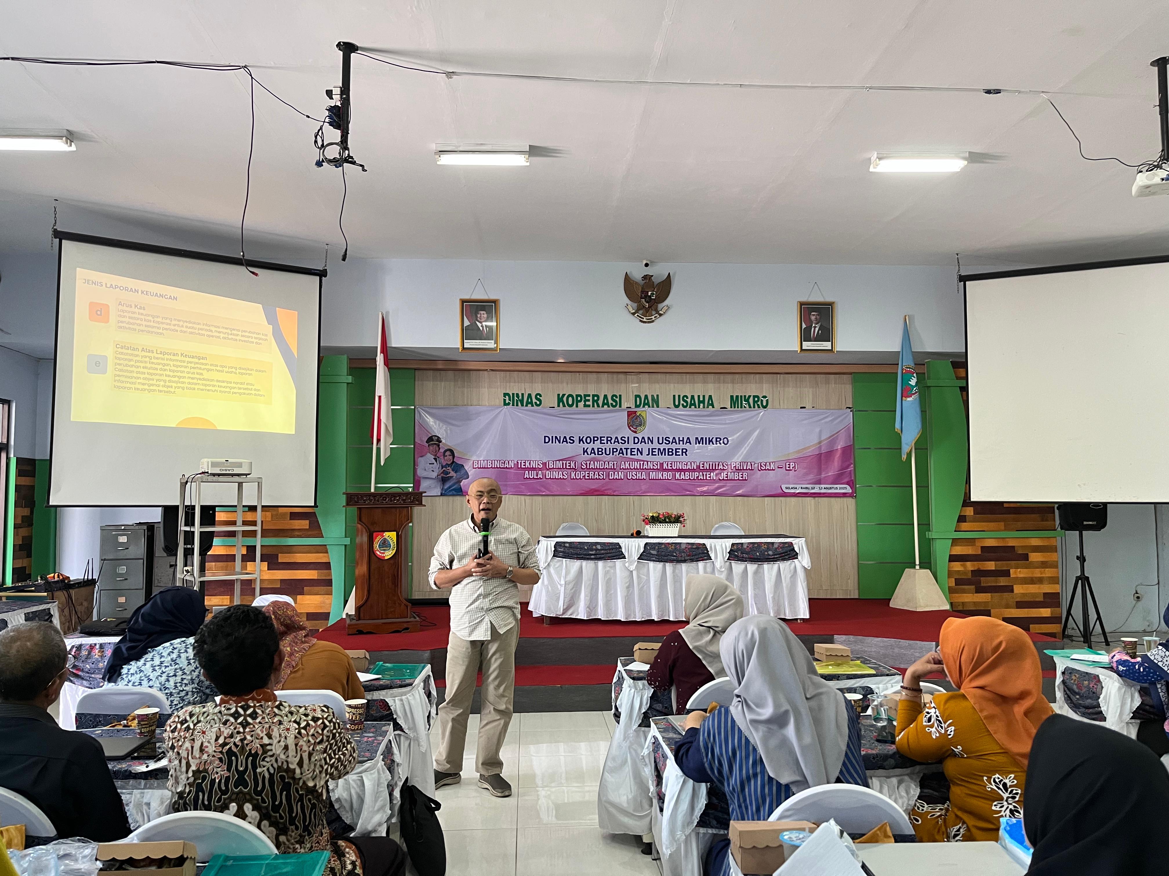 Bimbingan Teknis SAK-EP Tingkatkan Kapasitas Pengurus Koperasi di Kabupaten Jember