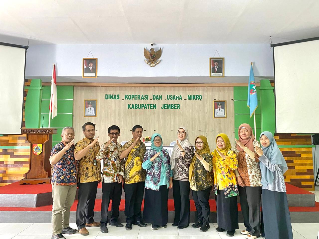 Uji Kelayakan dan Kepatutan Pengurus dan Pengawas Koperasi di Aula Dinas Koperasi dan Usaha Mikro Kabupaten Jember