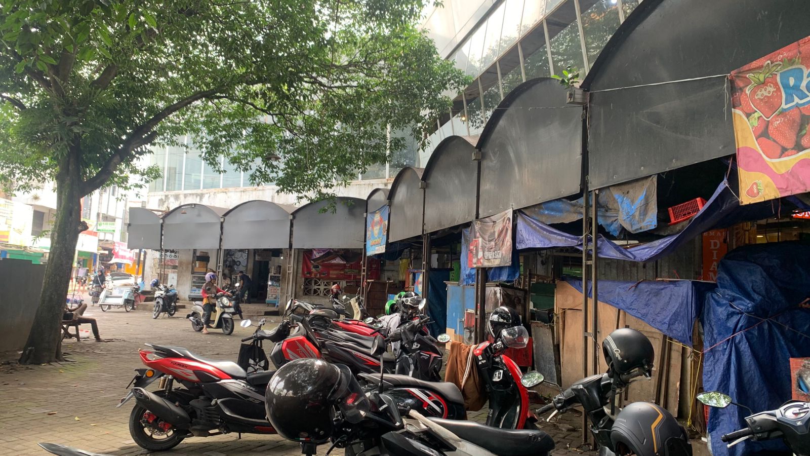 Kabar Baik dari Pasar Tanjung: Diskopumdag Jember Pantau Harga Komoditas Mulai Turun Pascalebaran