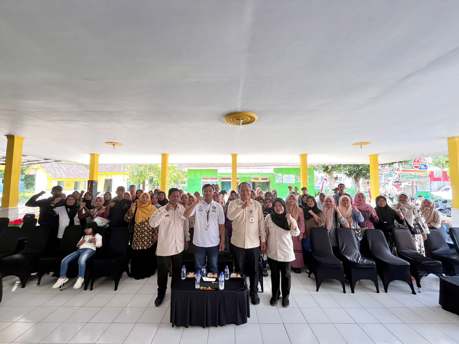 Bunga Desaku ke-4: Dinas Koperasi dan Usaha Mikro Kabupaten Jember Hadirkan Pelayanan Legalitas On The Spot di Desa Candijati, Arjasa