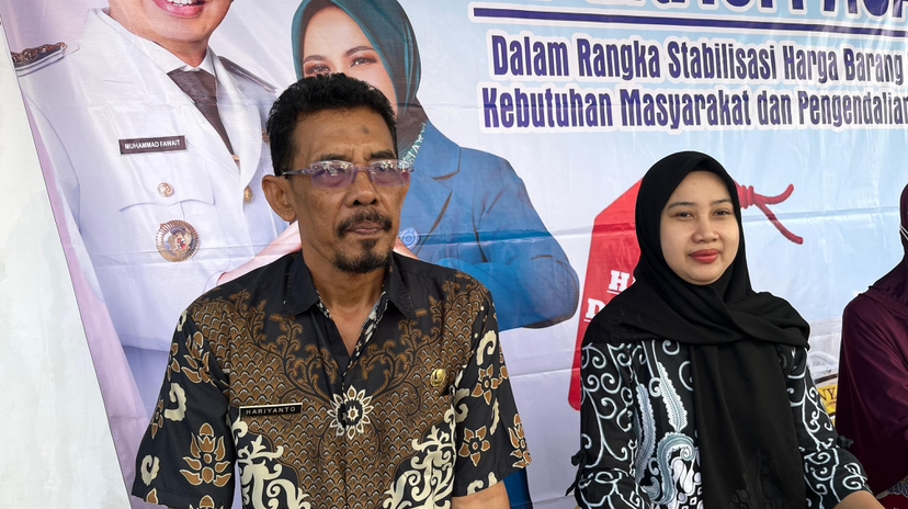 Operasi Pasar di Pasar Kreongan Diserbu Warga, Beras SPHP dan Minyak Goreng Ludes Terjual