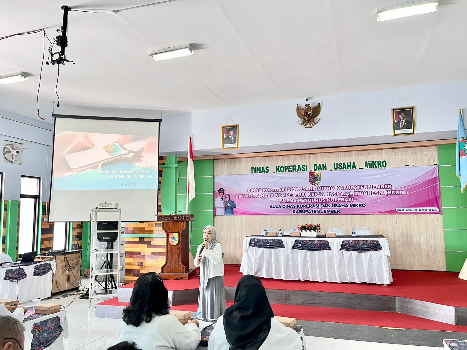 Dinas Koperasi dan Usaha Mikro Kabupaten Jember Gelar Diklat SKKNI Skema Pengurus Koperasi Tahun 2025
