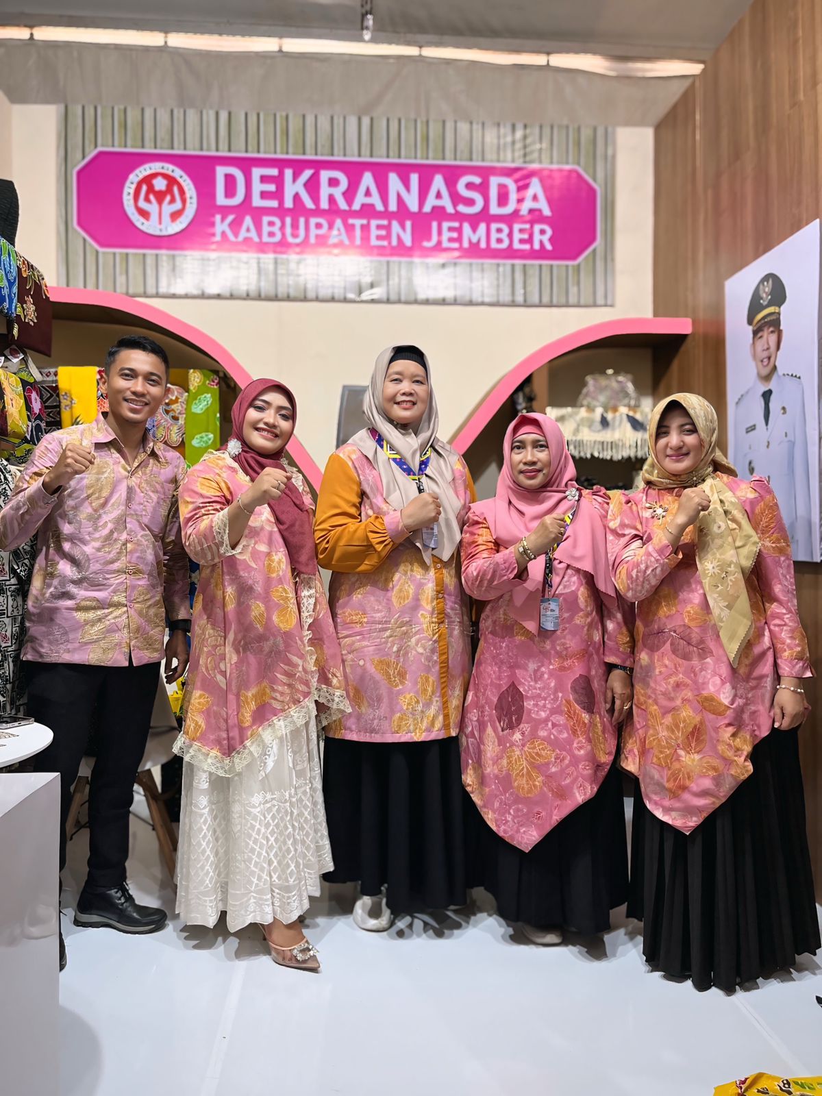 Dekranasda dan Dinas Koperasi Jember Tampilkan Produk Unggulan di HUT ke-45 Dekranas di Balikpapan