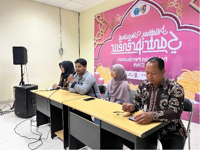 Hari Kedua Pelatihan Vocasional Santripreneur: Santri Jember Belajar Produksi Kerupuk Udang dan Cilok