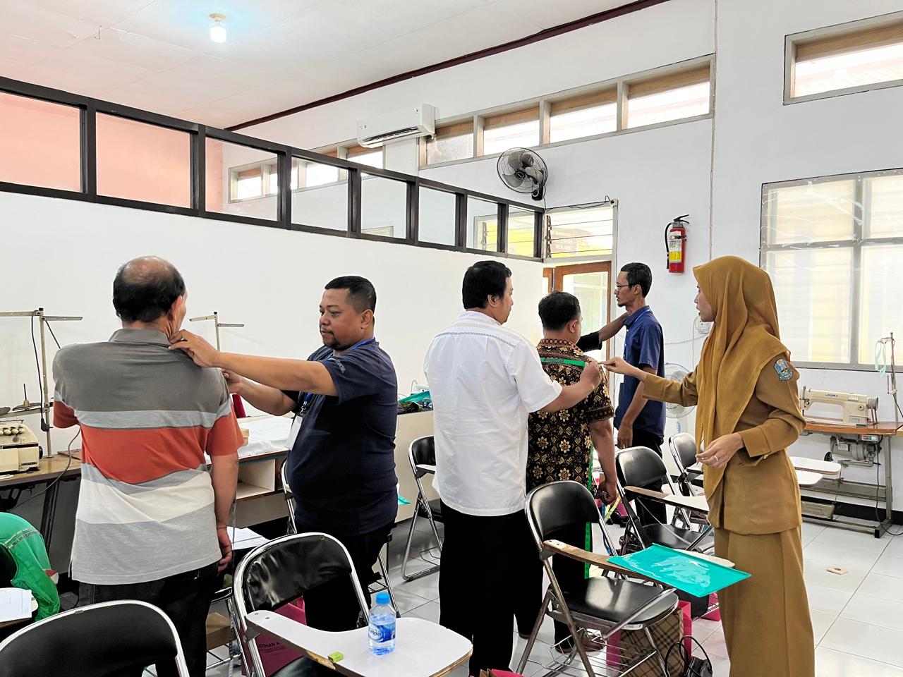 Diskopum Jember dan UPT BLK Gelar Pelatihan Menjahit bagi Anggota FKJOB: Wujud Nyata Jember Baru, Jember Maju