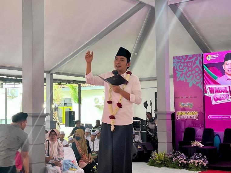 Safari Ramadhan Pemkab Jember Hadirkan Sholawat Kampung dan Pasar Murah untuk Warga Ajung