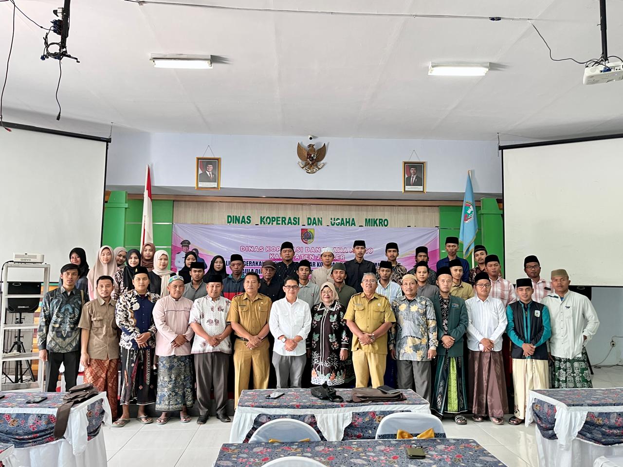 Sosialisasi Gerakan Masyarakat Sadar Koperasi (GEMASKOP) Tahun 2025: Dorong Semangat Berkoperasi di Kalangan Pondok Pesantren